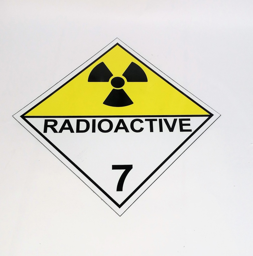 CLASE 7 RADIOACTIVE 250x250mm (copia)